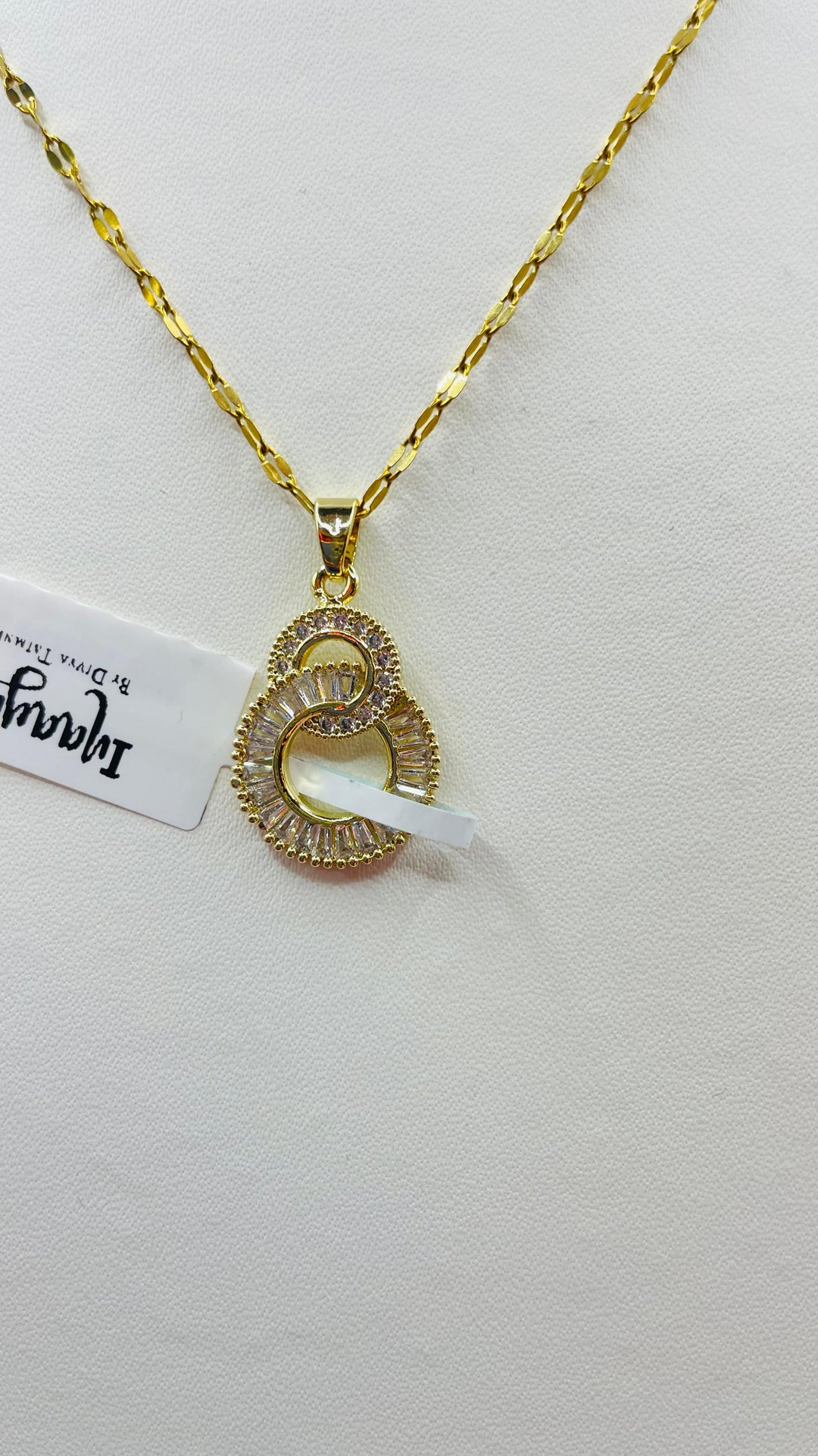 Our "Zuhi'' Infinity with Gold Pendent
