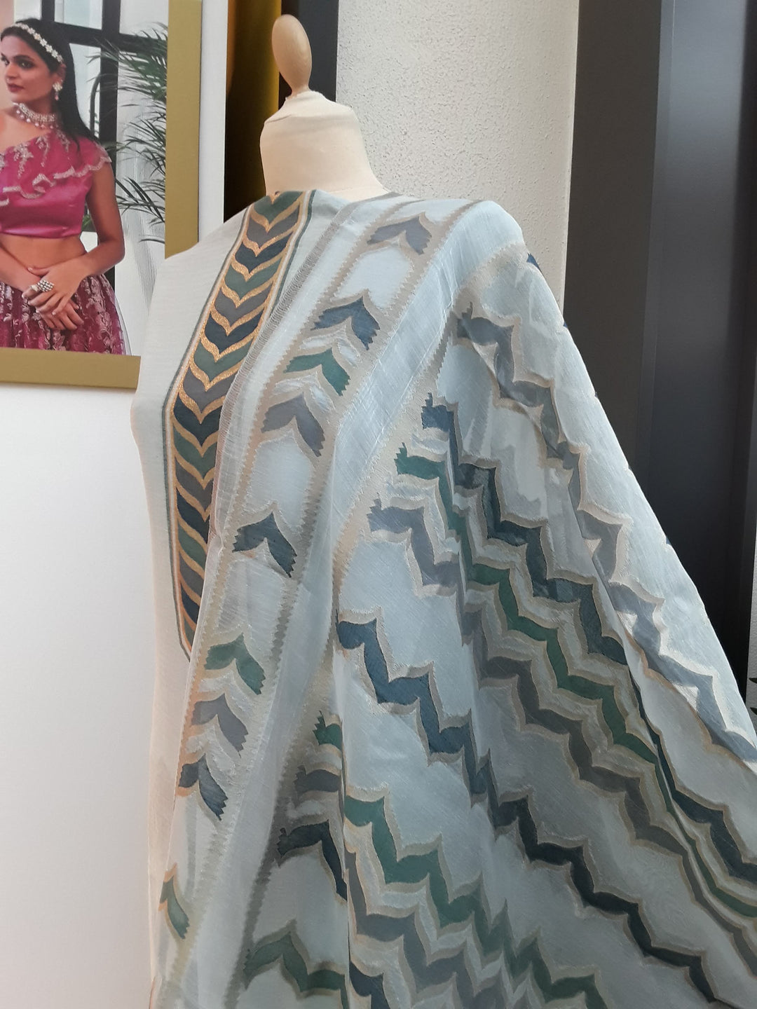 The ''Gitasha ''Floral Cotton Silk Suit Set (Unstitched)(NEW)