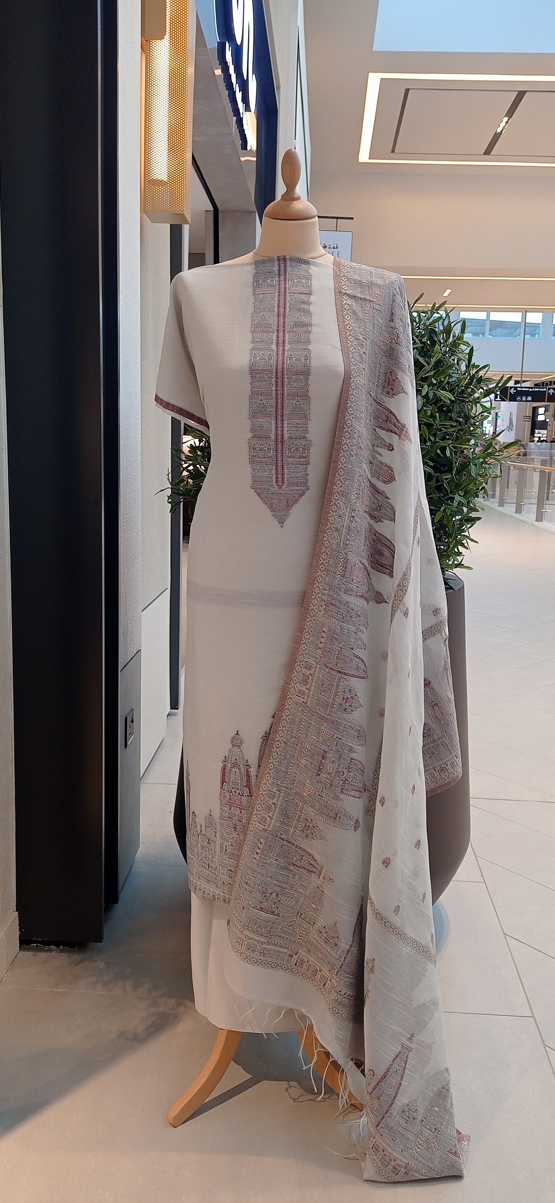 The ''Gitasha ''Temple Cotton Silk Suit Set (Unstitched)(NEW)(NEW)