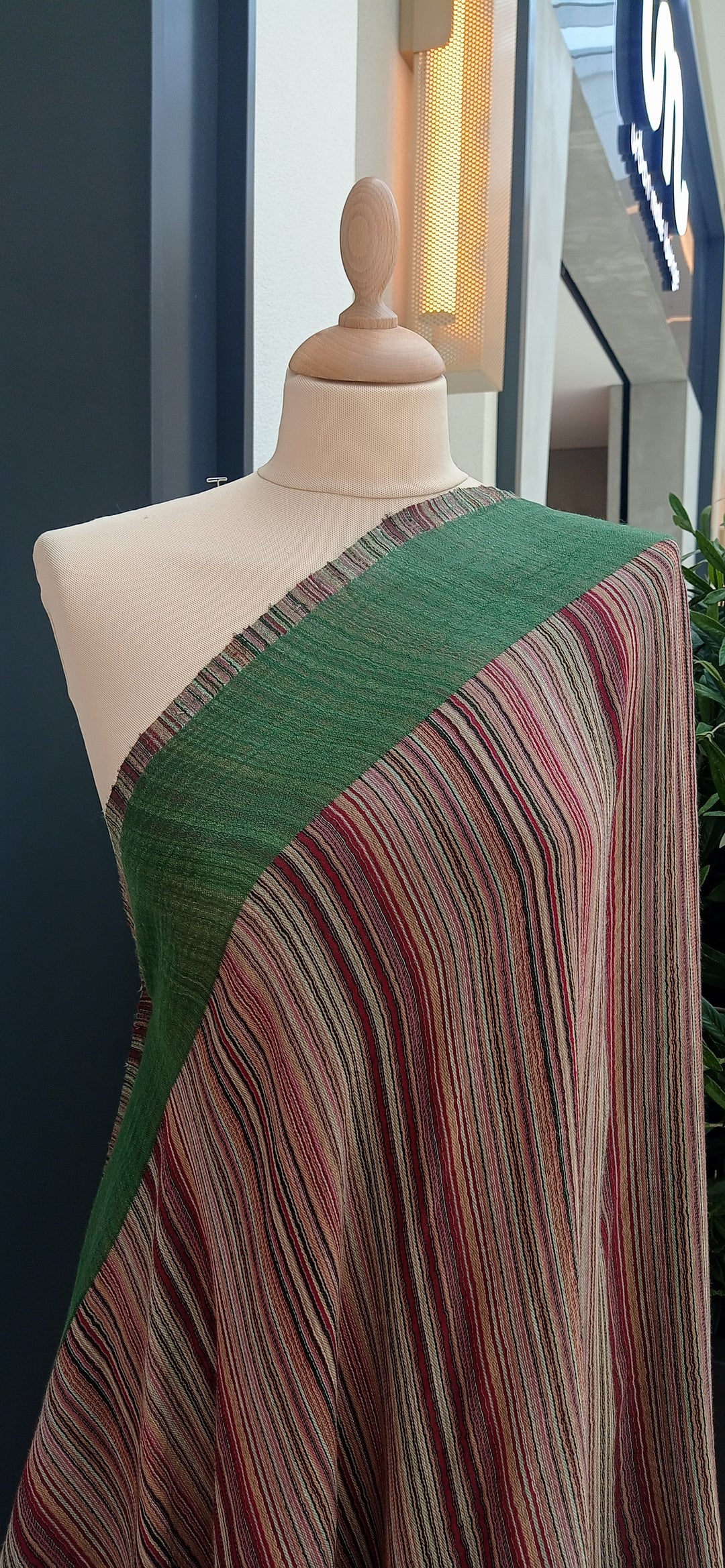 Gulmarg Dark Green Reversible Pashmina Shawl